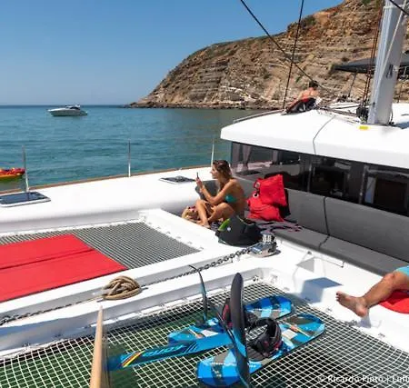Båthotell Luxury Yacht In Lisboa