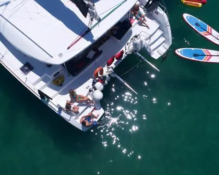 Luxury Yacht In Båthotell Lisboa